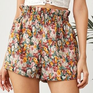 Ruffle Waist Floral Print Cuffed Shorts